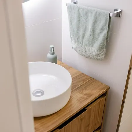 Alcaravaneras Loft *
